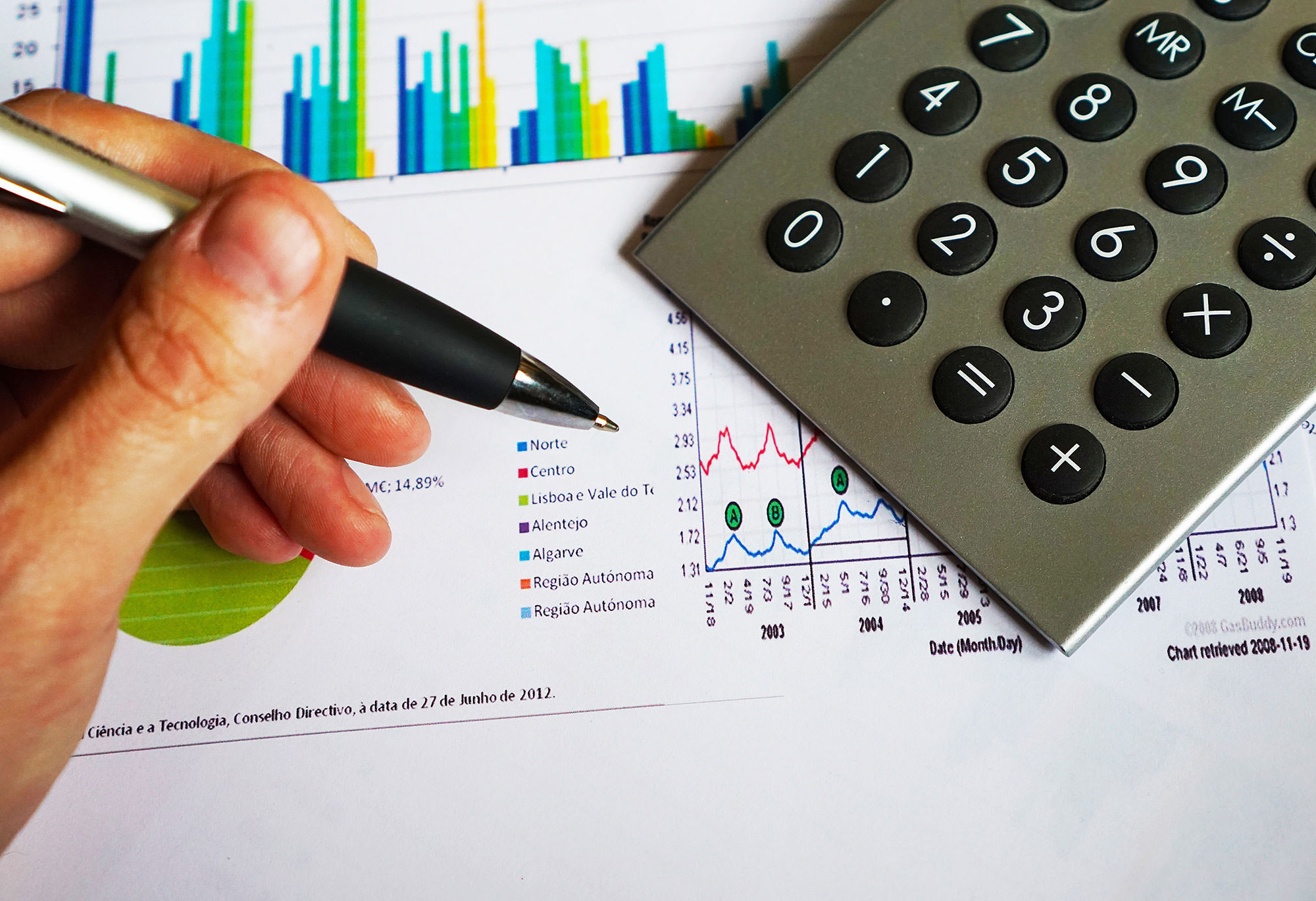 should i pay cash for a rental property