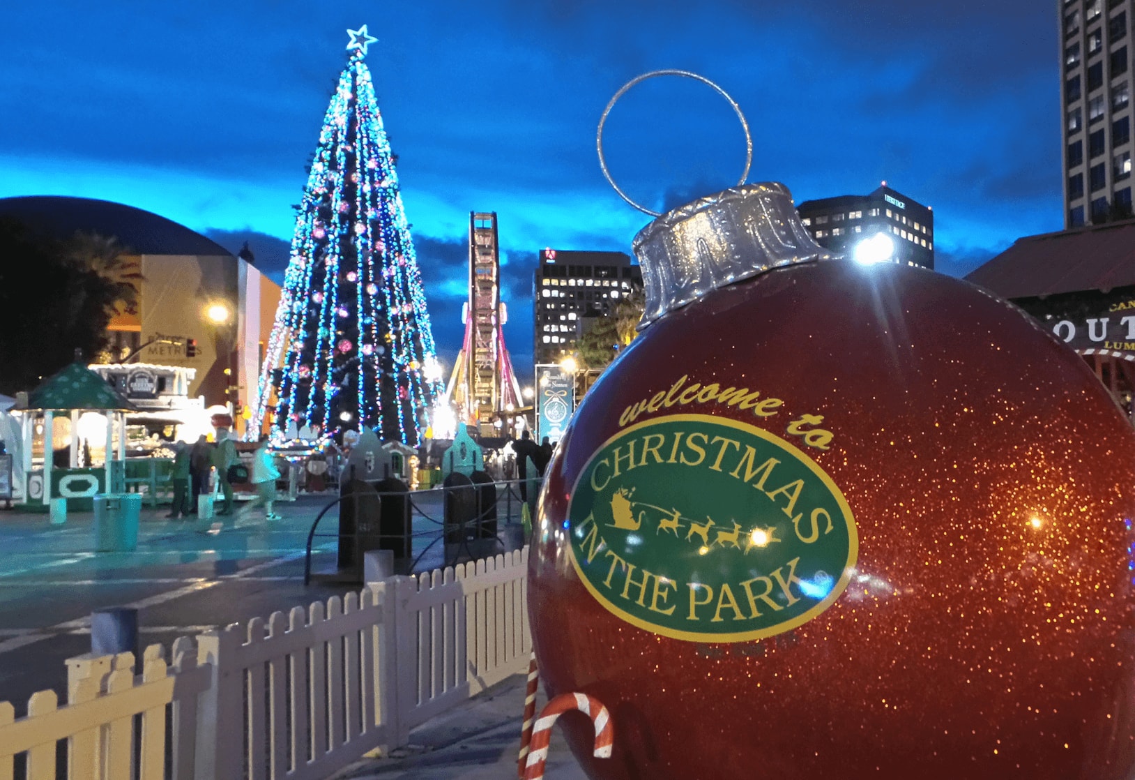 San Jose Christmas In The Park Breaks Guinness World Record with 600